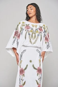 Evanthe White Floral Embroidered Twist Back Maxi Dress -Frock And Frill US Evanthe White Floral Embroidered Maxi Dress 7